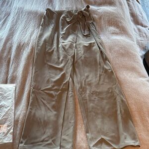 Chic Wide-Leg Tie-Waist Pants